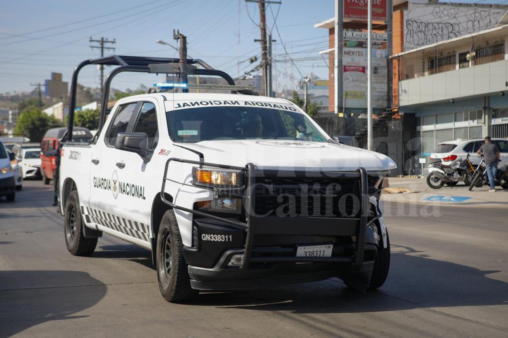 Guardia Nacional choca contra un vehículo en zona Centro ESQUINA 32