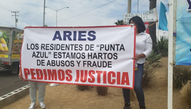 protesta grupo aries (2)