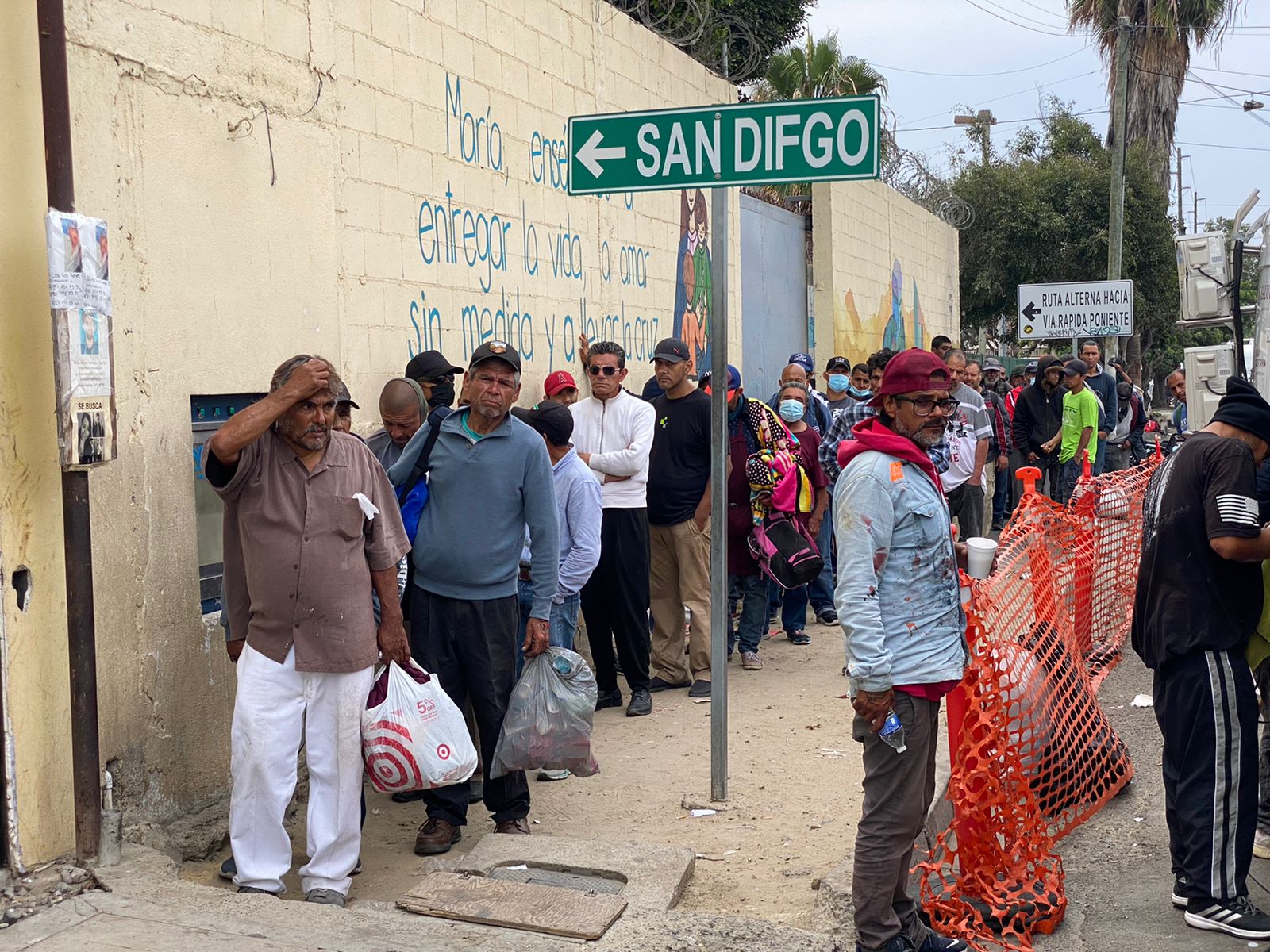 Incrementa demanda en desayunador de 'Padre Chava' – ESQUINA 32