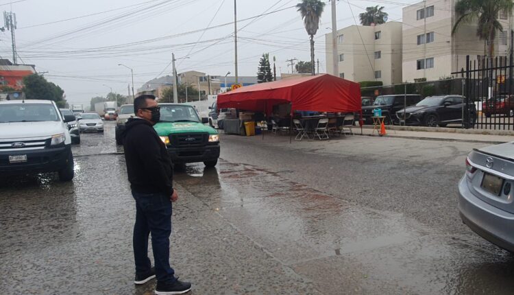 Protesta, vecinos Otay, baches 2