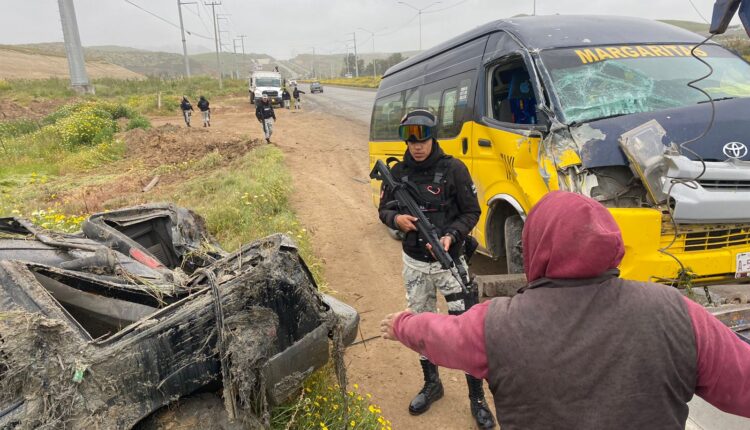 choque taxi, carretera Tijuana-Tecate 3