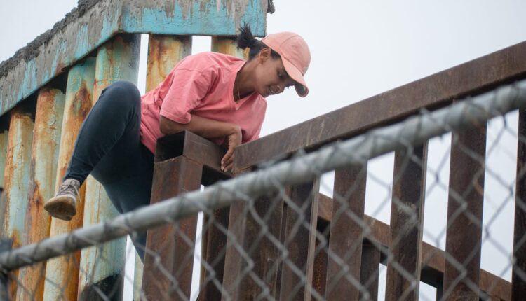 Migrantes, muro fronterizo, Playas de Tijuana2