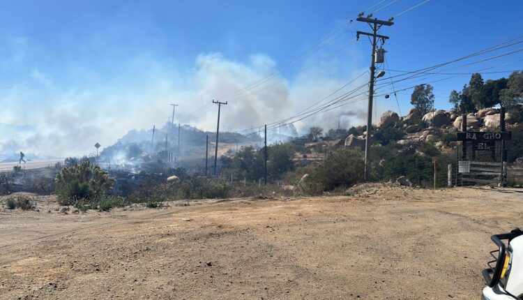 Incendio carretera Tecate-Ensenada 3