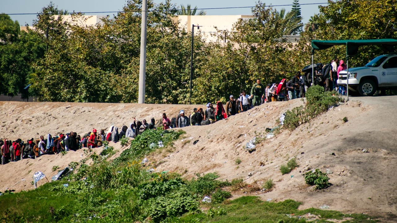 Esperan que caravana de migrantes sea atendida antes de llegar a