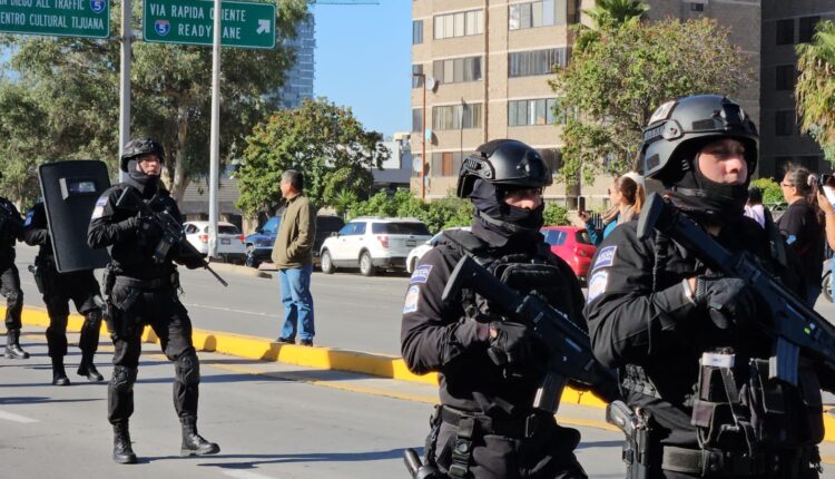 Desfile Cívico – Deportivo 2 – Policías 5