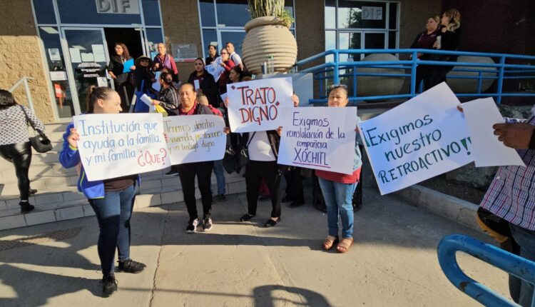 Protesta, trabajadores de DIF municipal1