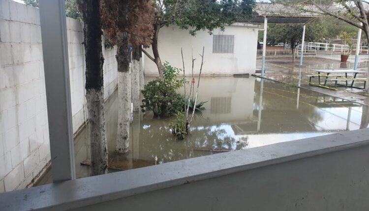 Escuela Benito Juárez, Ejido Ojo de Agua, lluvias1