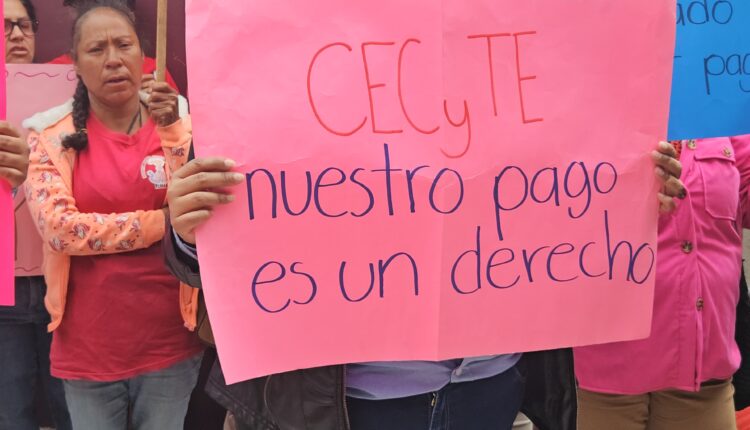 Manifestación maestros Cecyte 1