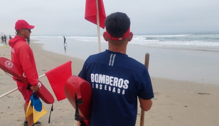 Bomberos Ensenada playa