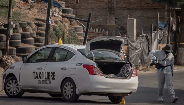 Cuerpo y mensaje en taxi Alfonso Ballesterios 1