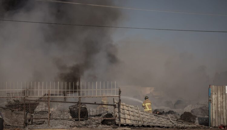 Incendio colonia Carranza Mexicali