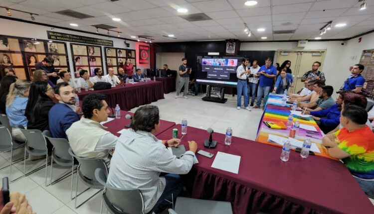 Mesa de Trabajo LGBT Congreso 2