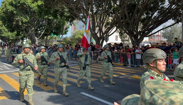 Desfile Cívico Militar Tijuana 3