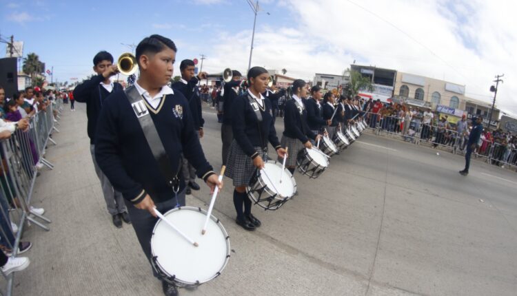 Desfile Rosarito 2