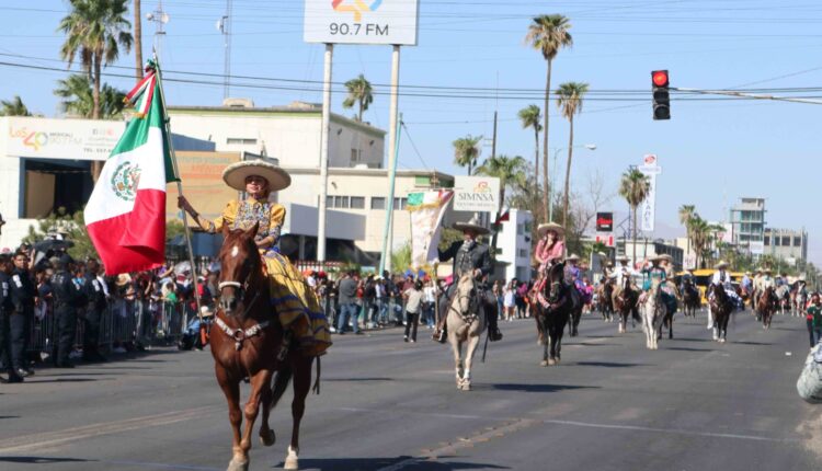 Desfile cívico-militar Mexicali