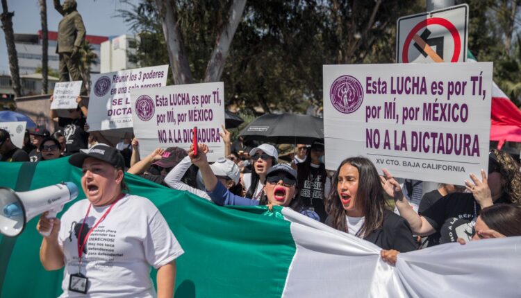 Manifestación Poder Judicial Tijuana 1