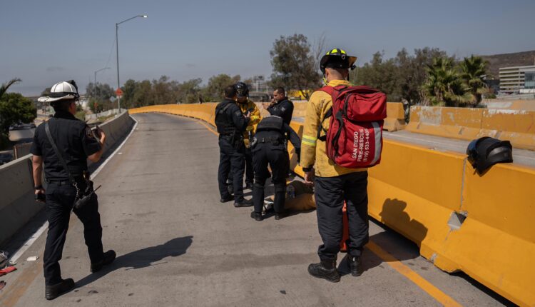 Policías salvan hombre Puente México