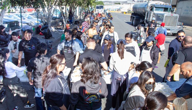 Entrega comida Fundación Tijuana 8