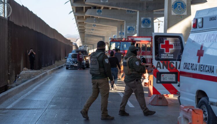 Mujer cayó muro 4