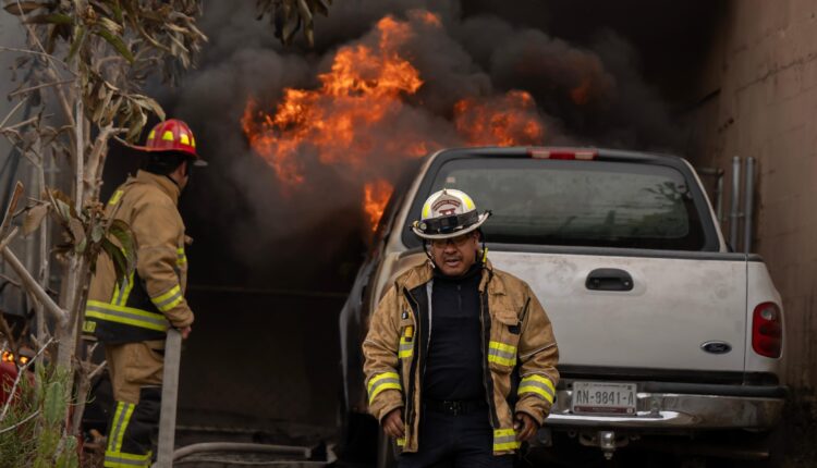 Incedio casa Bombero 2