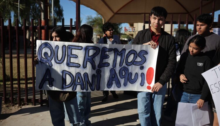 Manifestación Cecyte Los Pinos 1