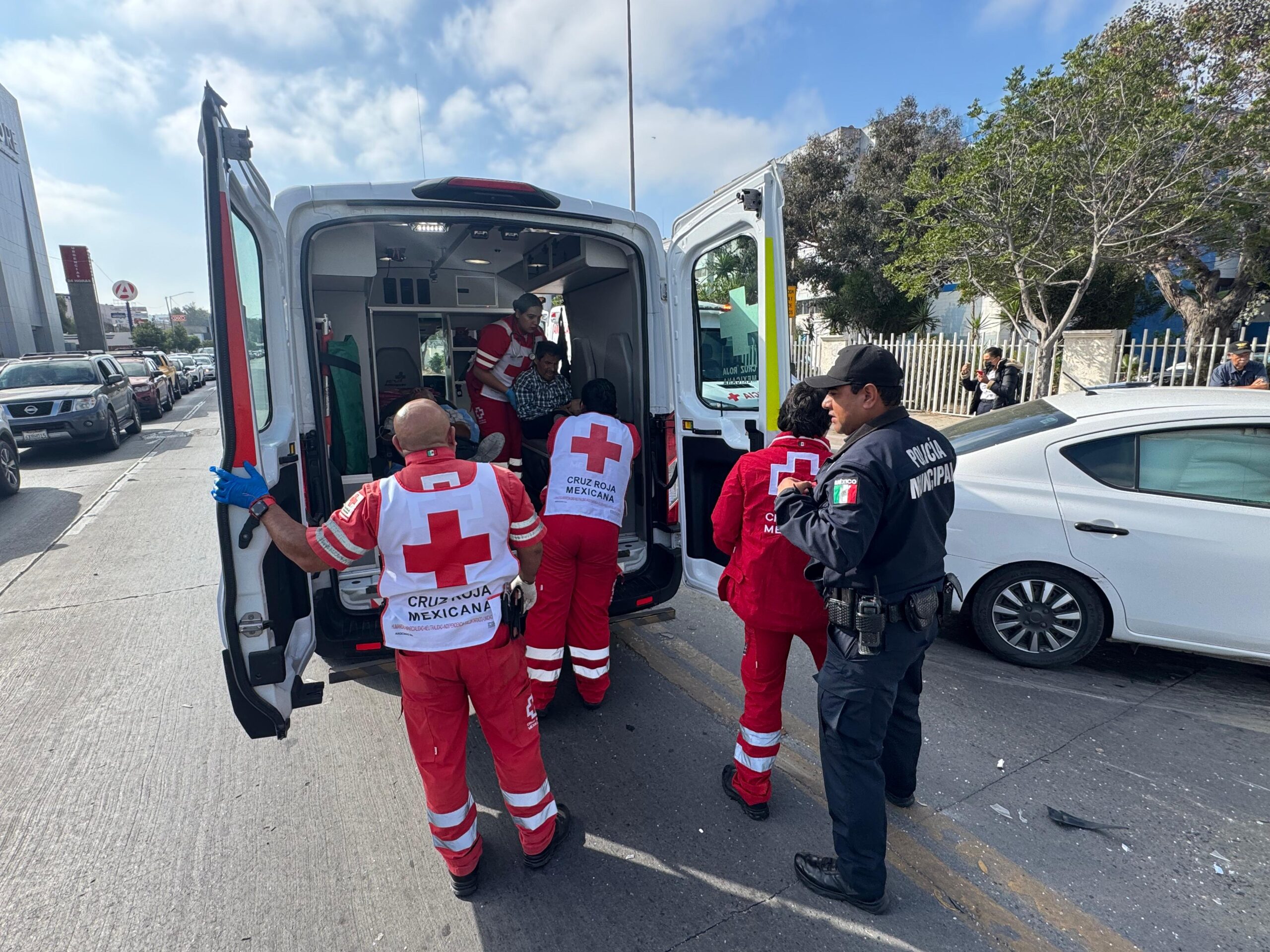 Tres lesionados en choque cerca de la Sentri – ESQUINA 32