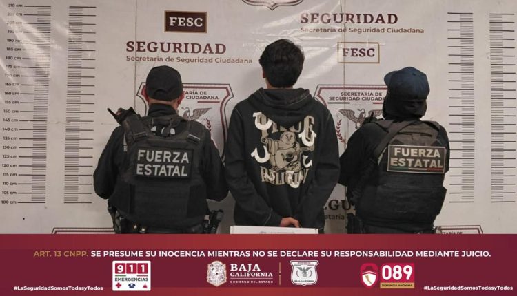 Detienen a menor con arma de fuego en Tijuana - ESQUINA 32